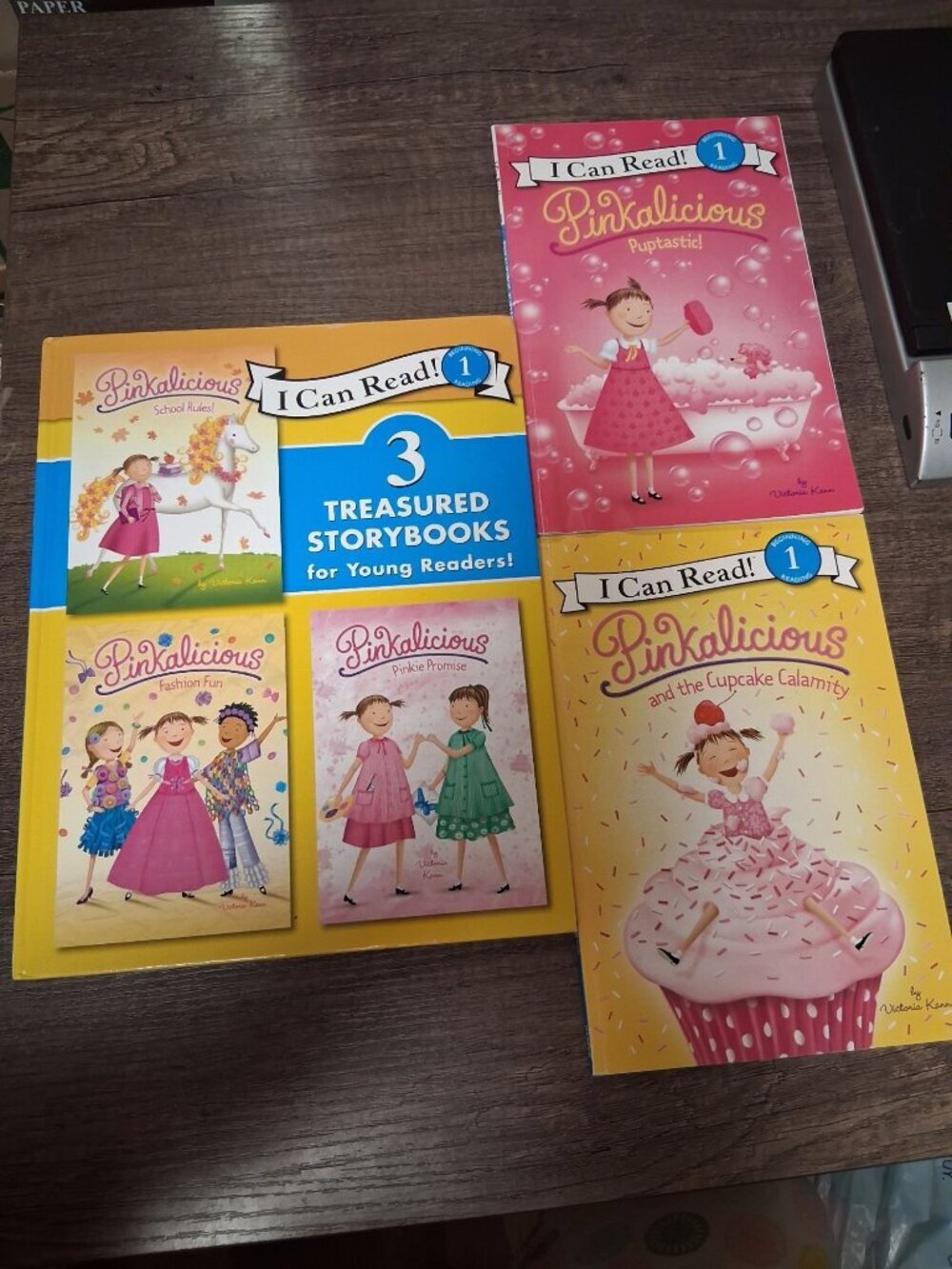 Pinkalicious Early Reader Book Collection Level 1